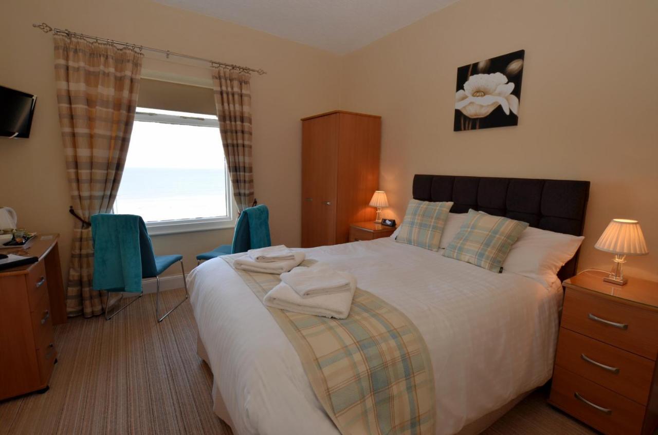 St. Hilary Guest House ランディドノー エクステリア 写真