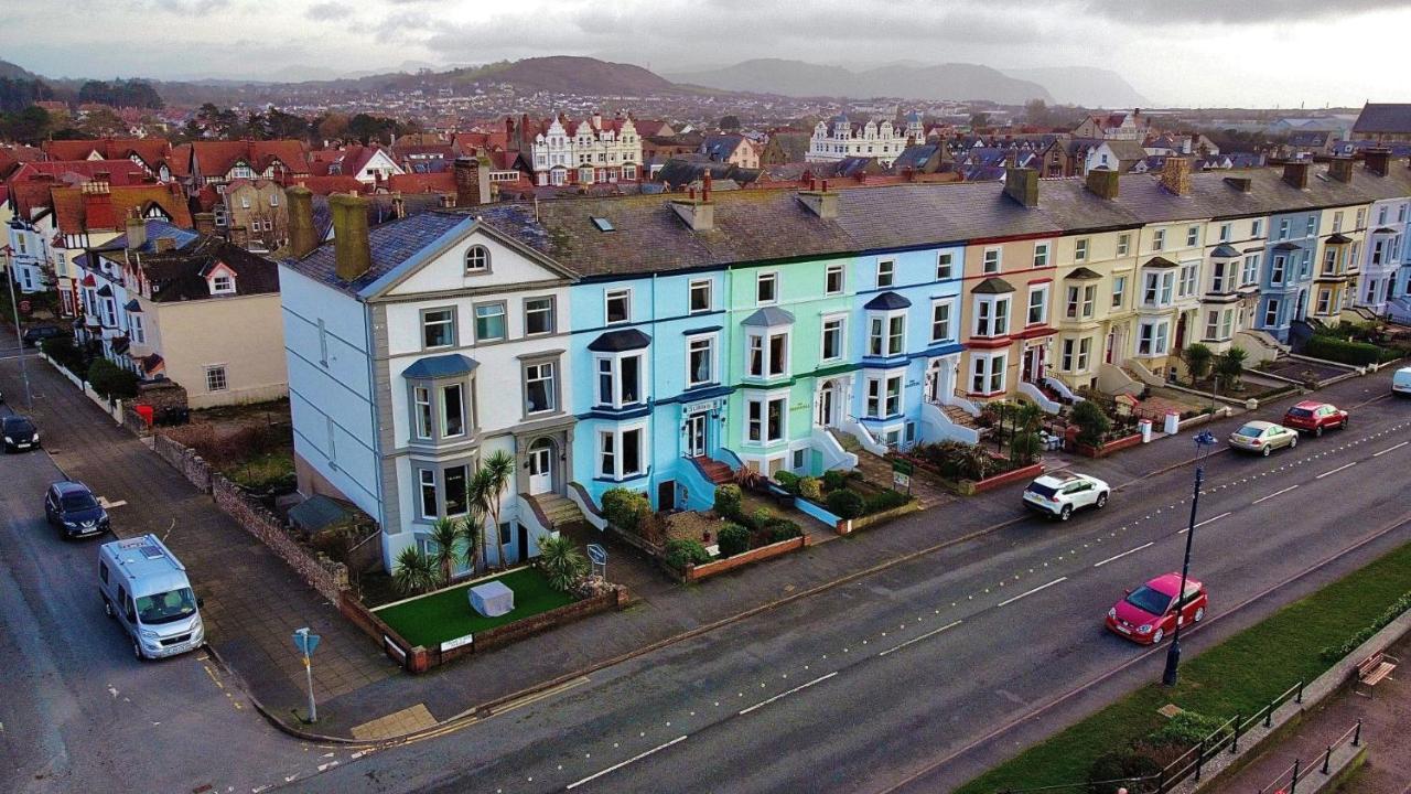 St. Hilary Guest House ランディドノー エクステリア 写真