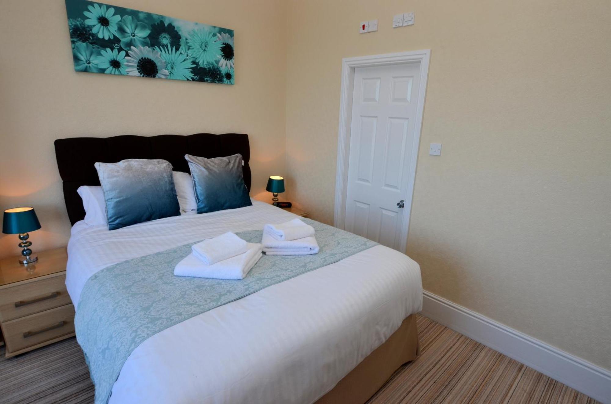 St. Hilary Guest House ランディドノー 部屋 写真