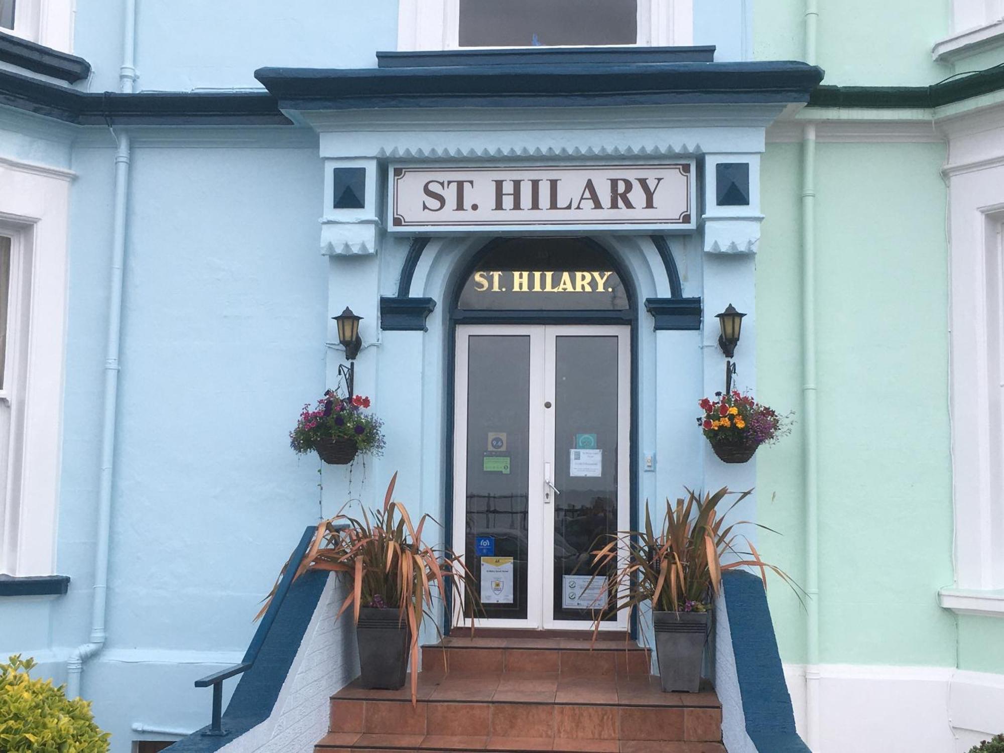 St. Hilary Guest House ランディドノー エクステリア 写真