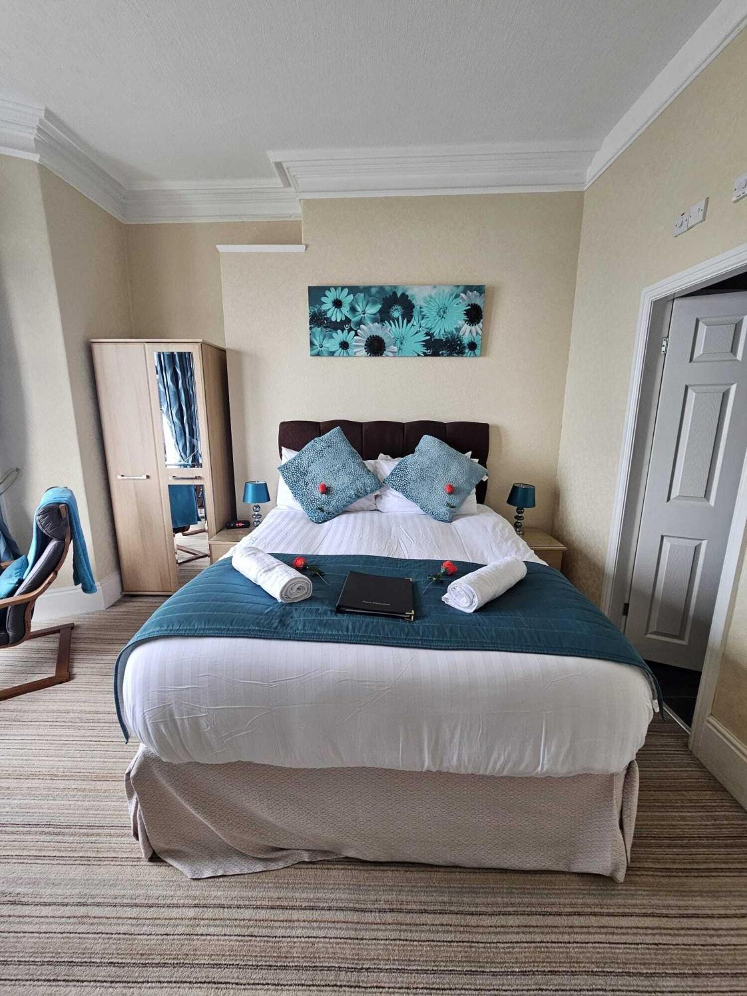 St. Hilary Guest House ランディドノー 部屋 写真